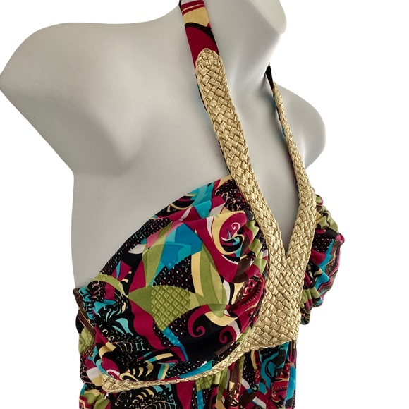 Bisou Bisou | Halter Top - Picture 5 of 12